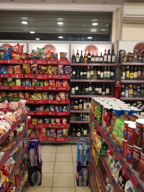 μεταχειρισμενα ραφια καταστηματων